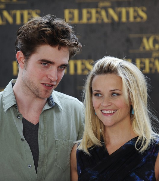 Robert Pattinson and Reese Witherspoon attend 'Water for Elephants' Photocall