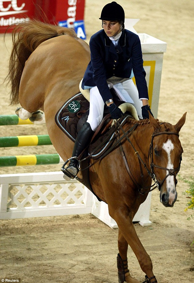 Charlotte Casiraghi love horse